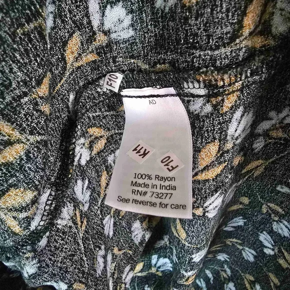 Floral Blouse Womens 4X Green Ruffle Long Sleeve Tie Neck NWT Plus - Picture 8 of 10